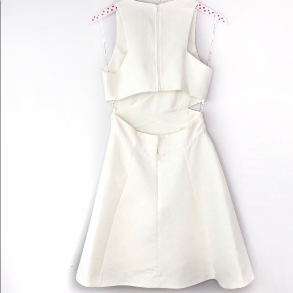 Halston Heritage silk Sleeveless V-Neck Dress - Picture 3 of 8